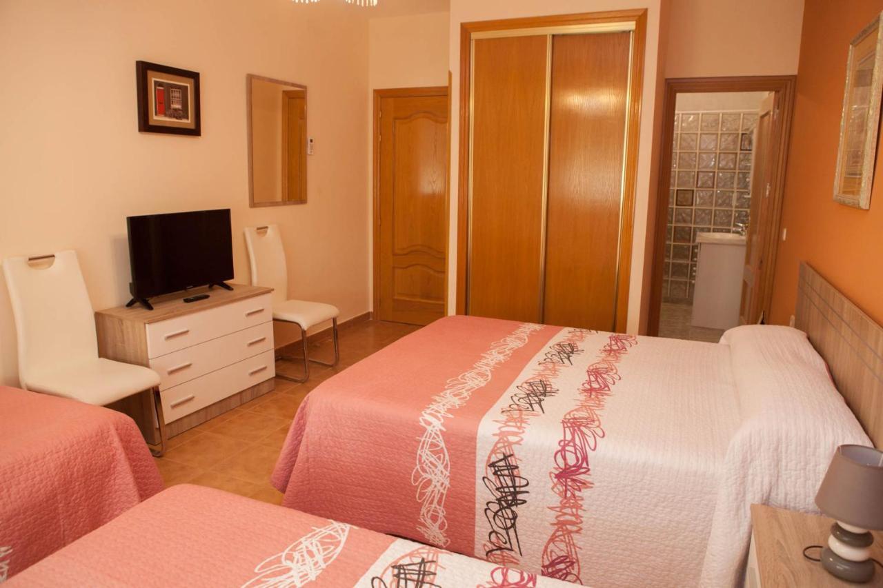Hostal La Rosaleda de Orgaz Exterior foto